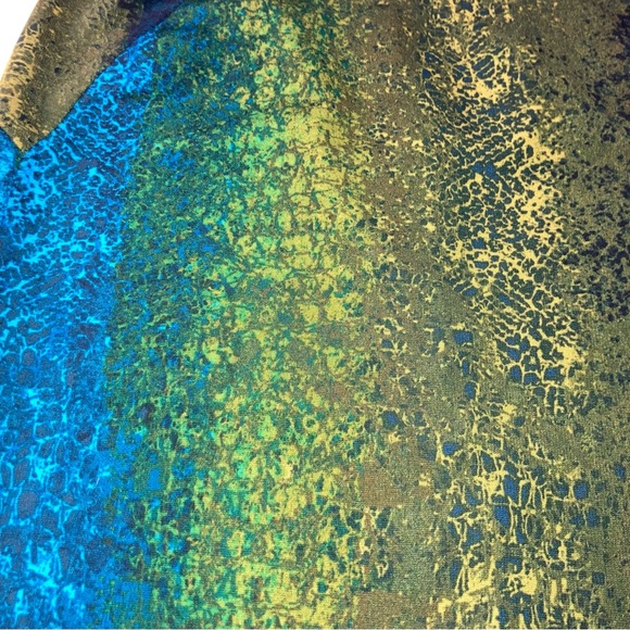 Premise skirt snake print blue / green gradient Size 4 skirt - Picture 9 of 9